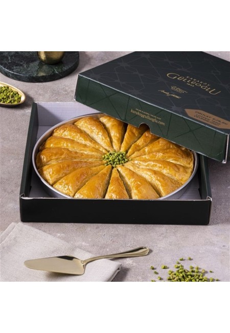  Fıstıklı Havuç Dilim Baklava Tepside 2 kg